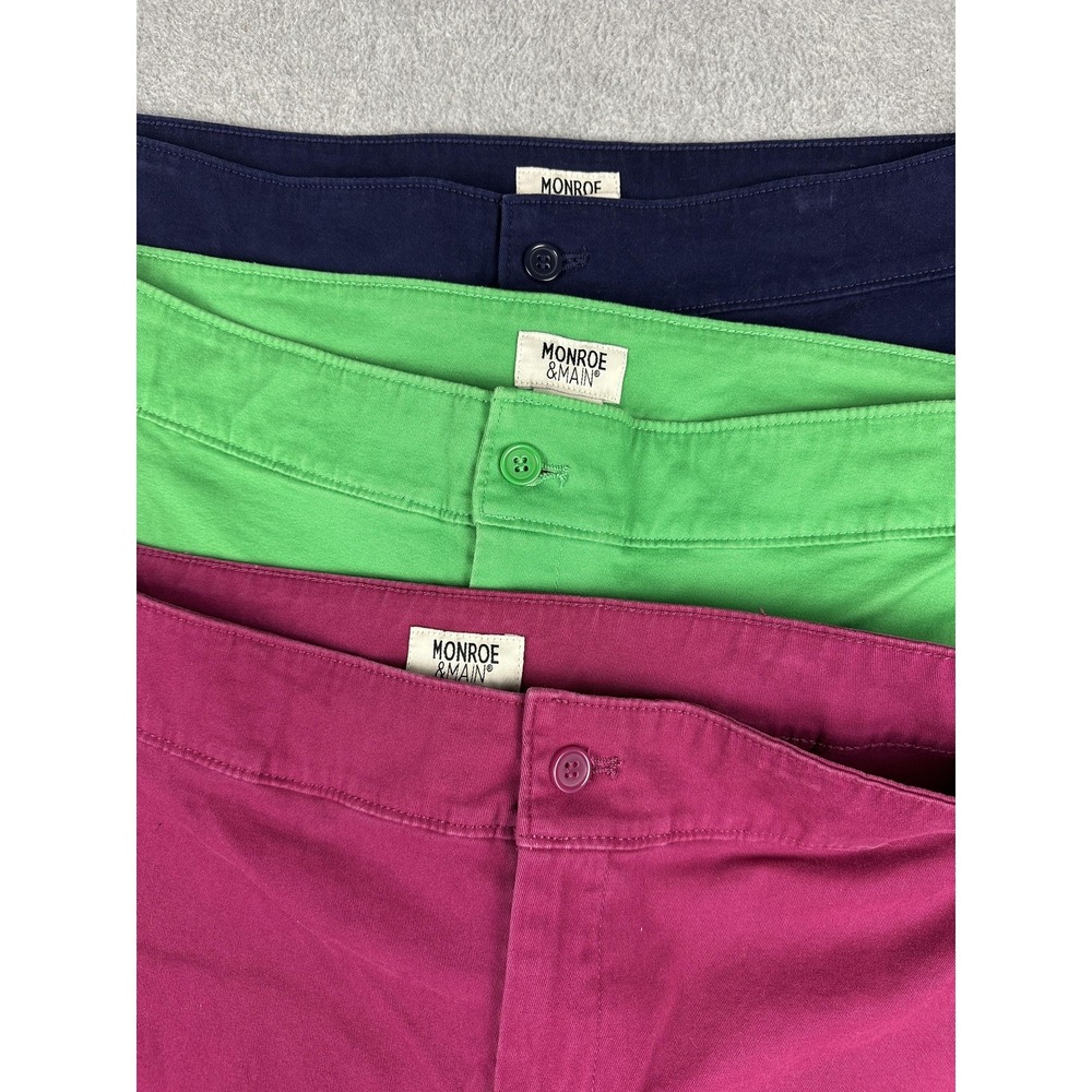 Monroe And Main Pants Womens 14 Pink Green Navy Capri Button Twill Stretch Lot 3